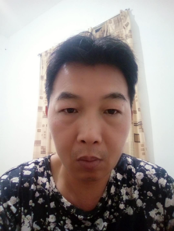 繁华哀伤的第一张照片--武平征婚网