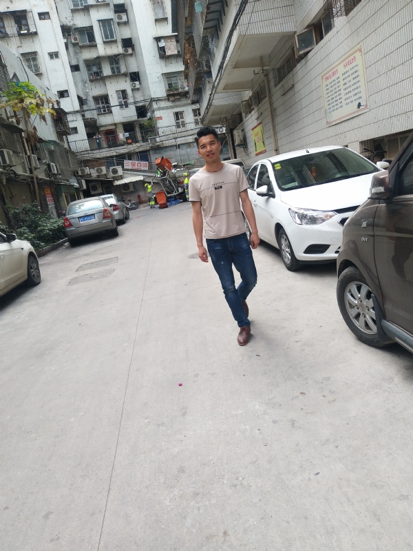 突然的自我的第三张照片--武平征婚网