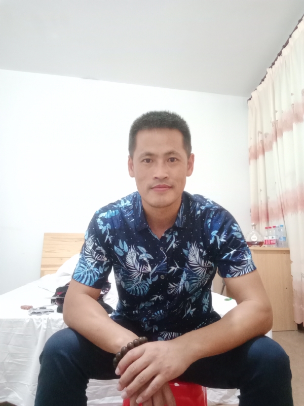 风雨夜归人的第二张照片--武平征婚网