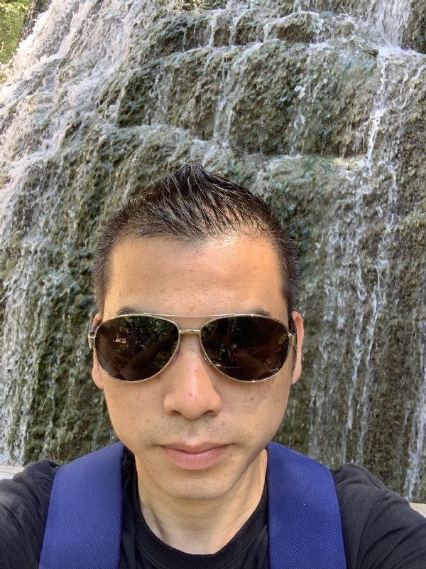 高兴的第二张照片--武平征婚网