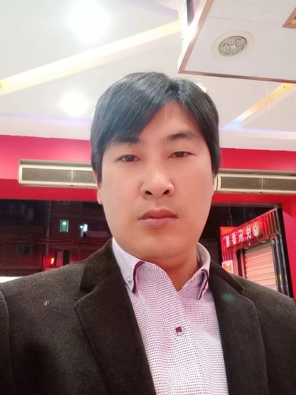 奔跑的第二张照片--武平征婚网