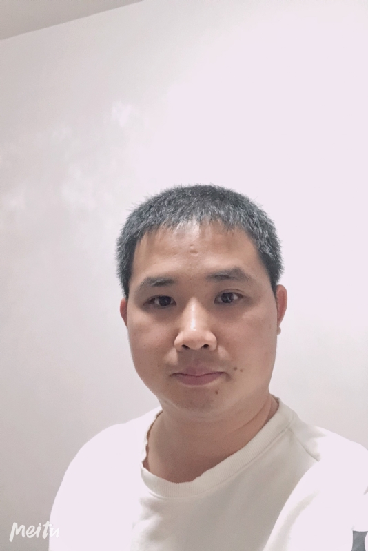 小梁的第一张照片--武平征婚网