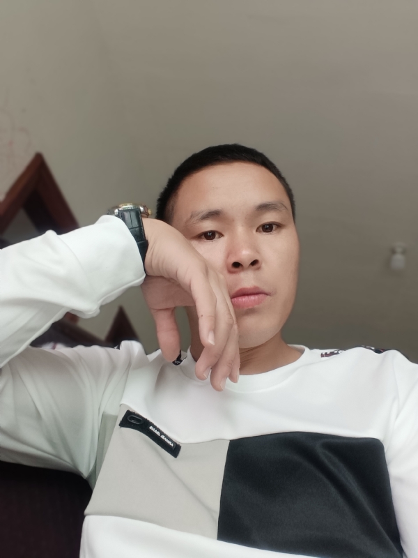 冷漠的第一张照片--武平征婚网