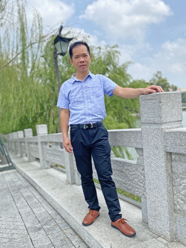 奇峰向阳的第一张照片--武平征婚网