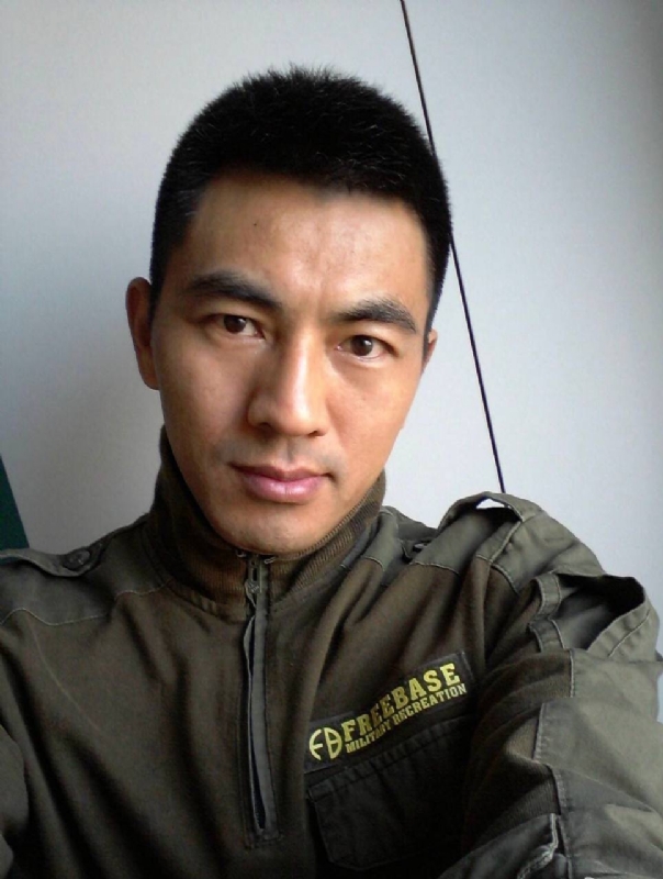 鐵血柔情的第一张照片--武平征婚网