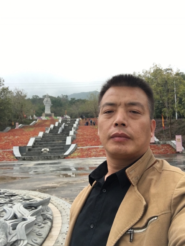 开心的松鼠的第二张照片--武平征婚网