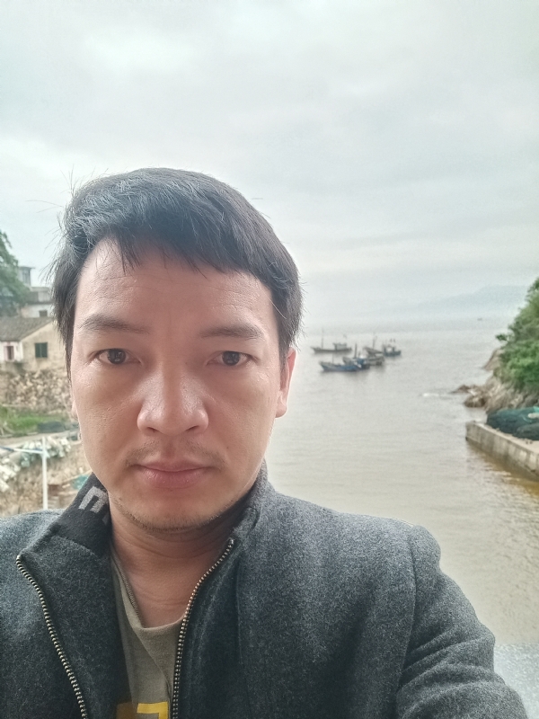 啊亮的第一张照片--武平征婚网