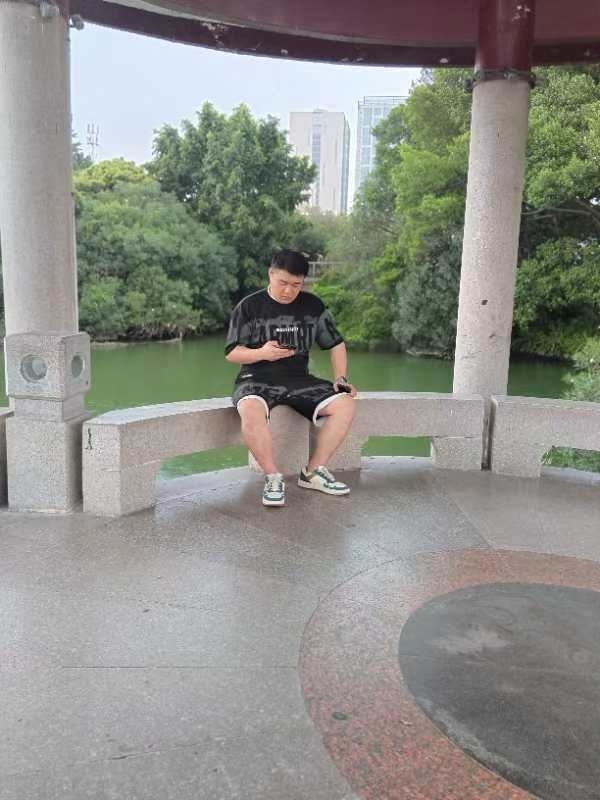 不善挽留的第一张照片--武平征婚网