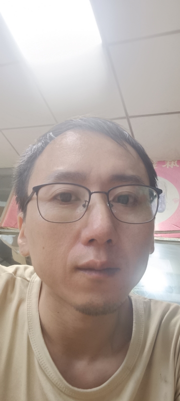 想胖的瘦子的第一张照片--武平征婚网