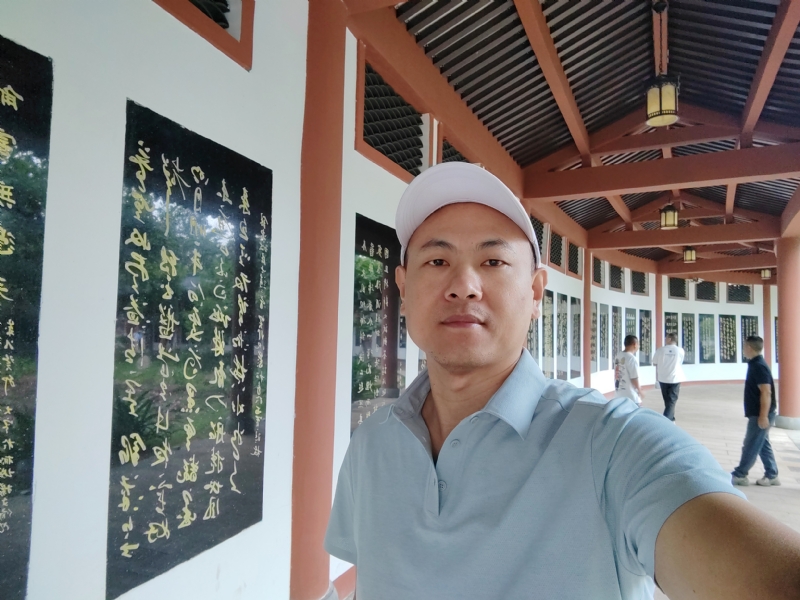 爱运动的范的第一张照片--武平征婚网